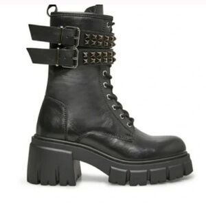 Steve Madden Black Studded Combat Boots size 9 zip lace up punk